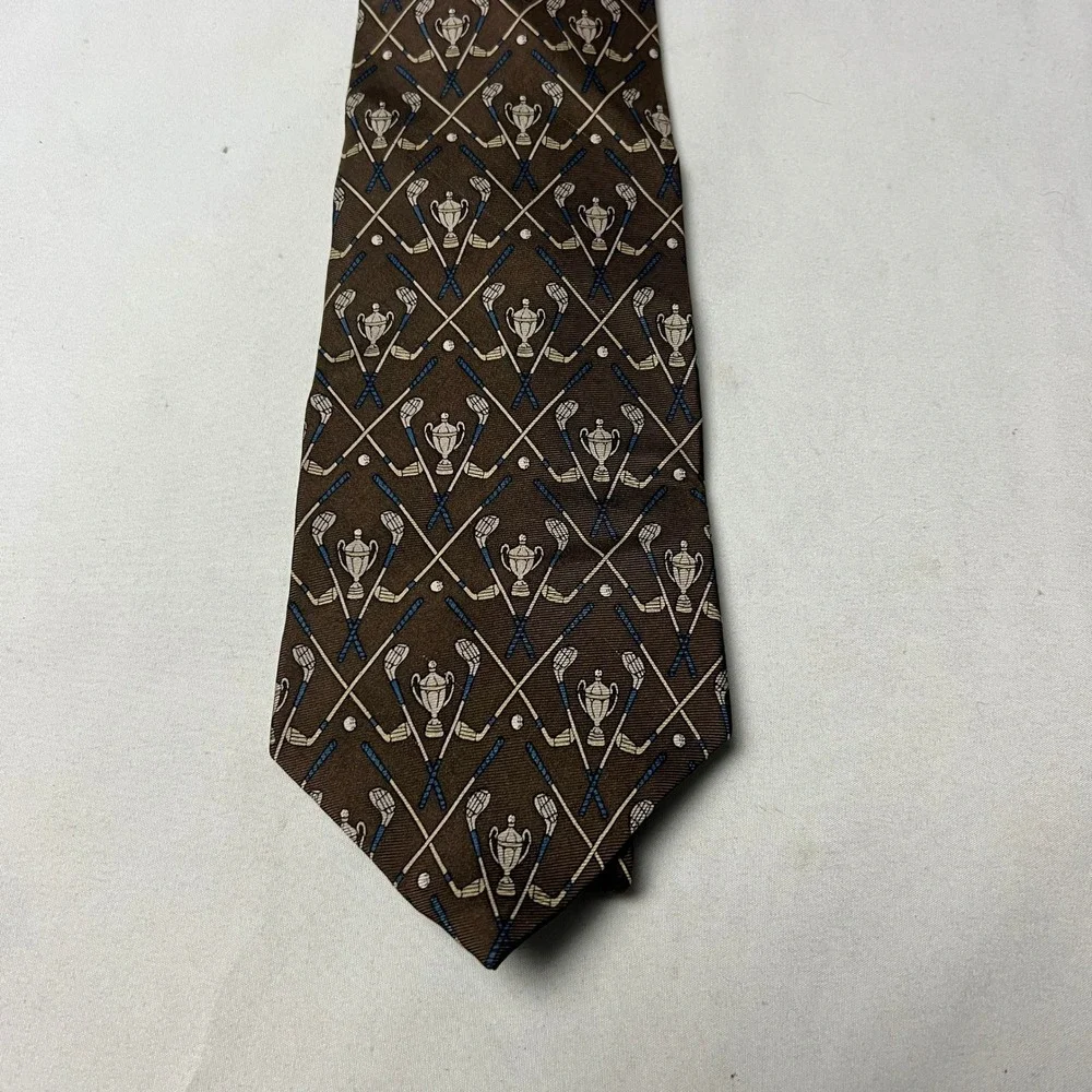 Wembley Silk Golf Novelty Tie Brown Trophy Golf Clubs Pattern Necktie‎ Fathers